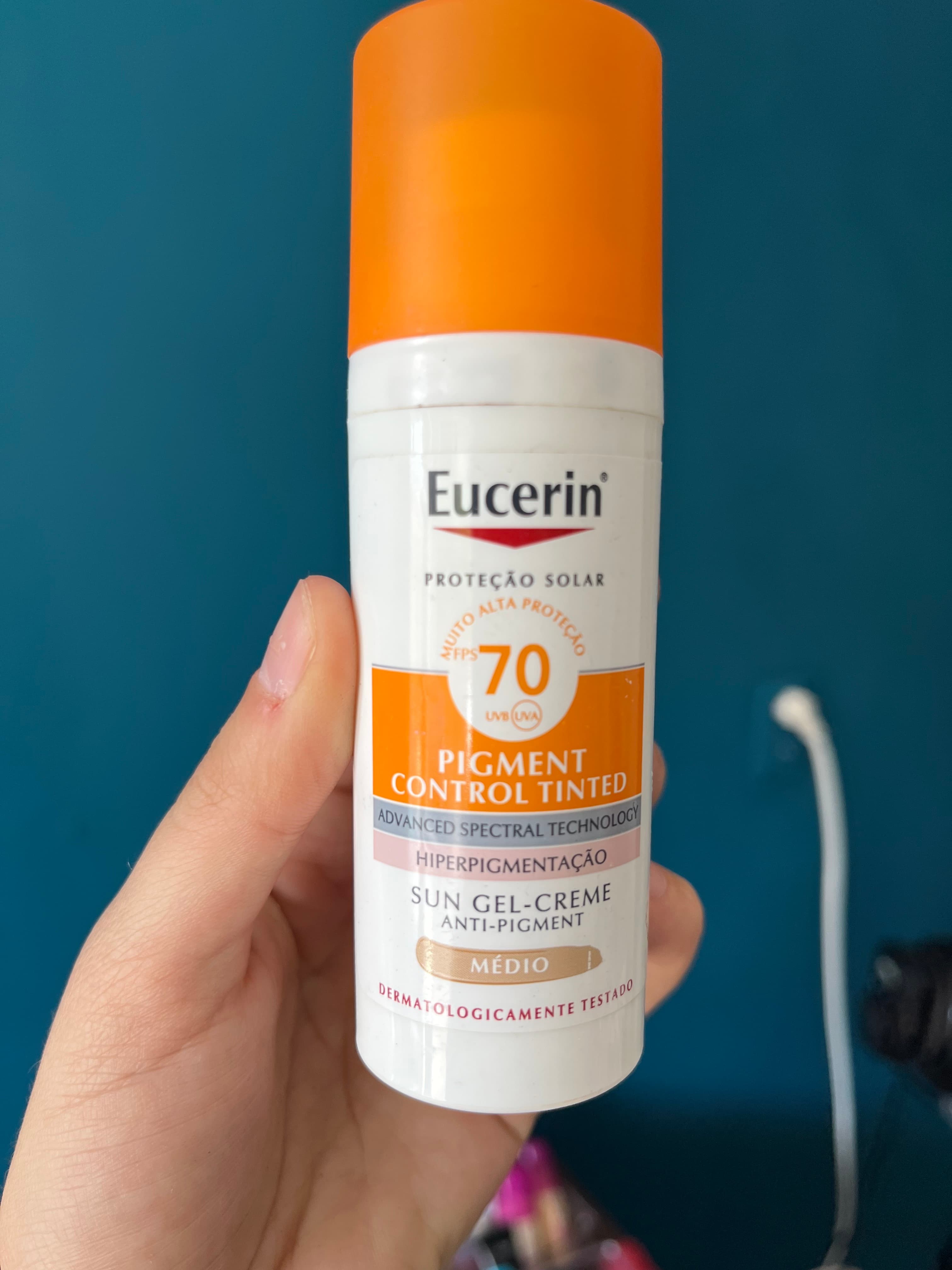 Bloqueador Pigment tono medio 70 fps de EUCERIN