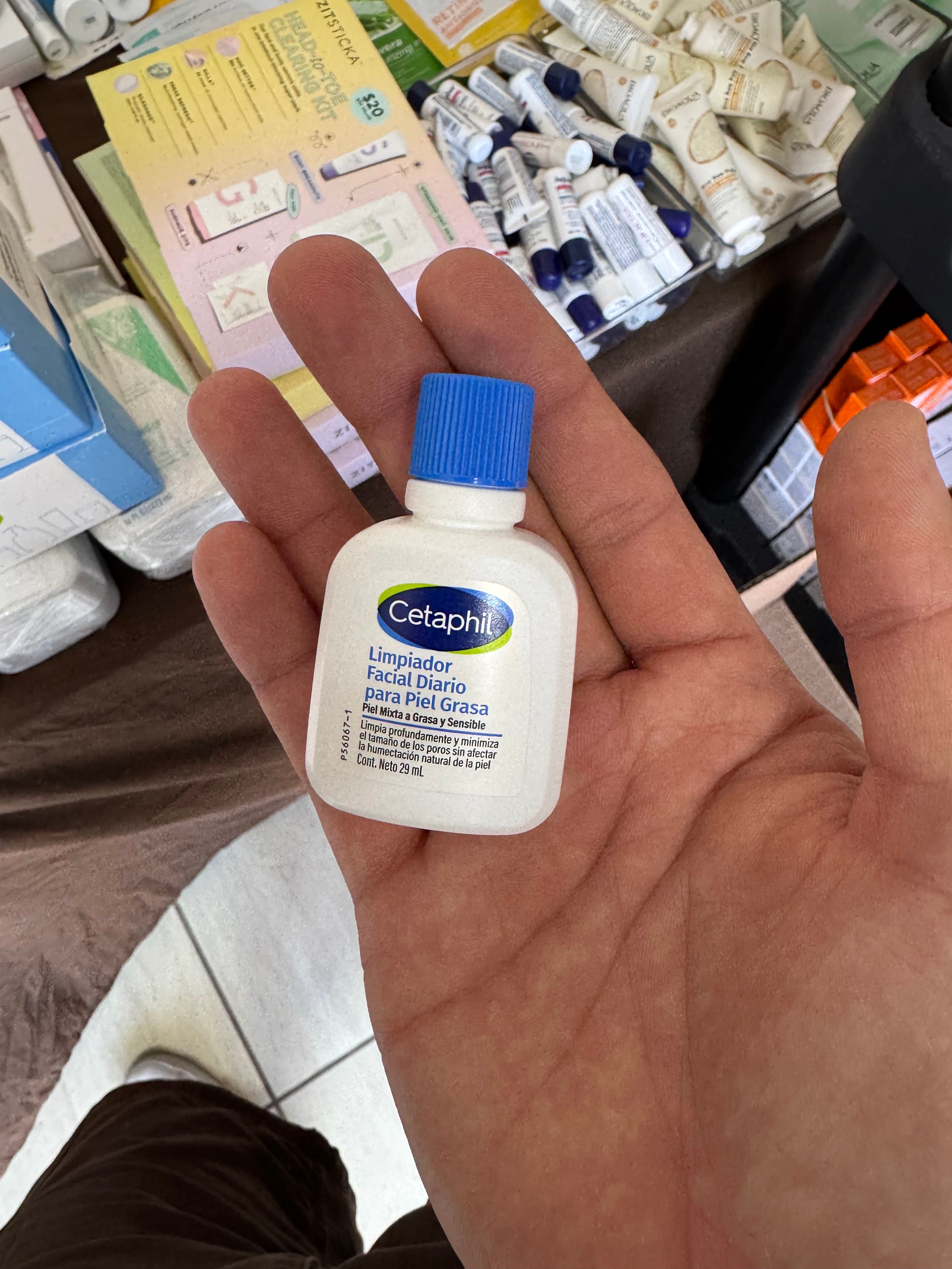 limpiador cetaphil piel grasa de CETAPHIL