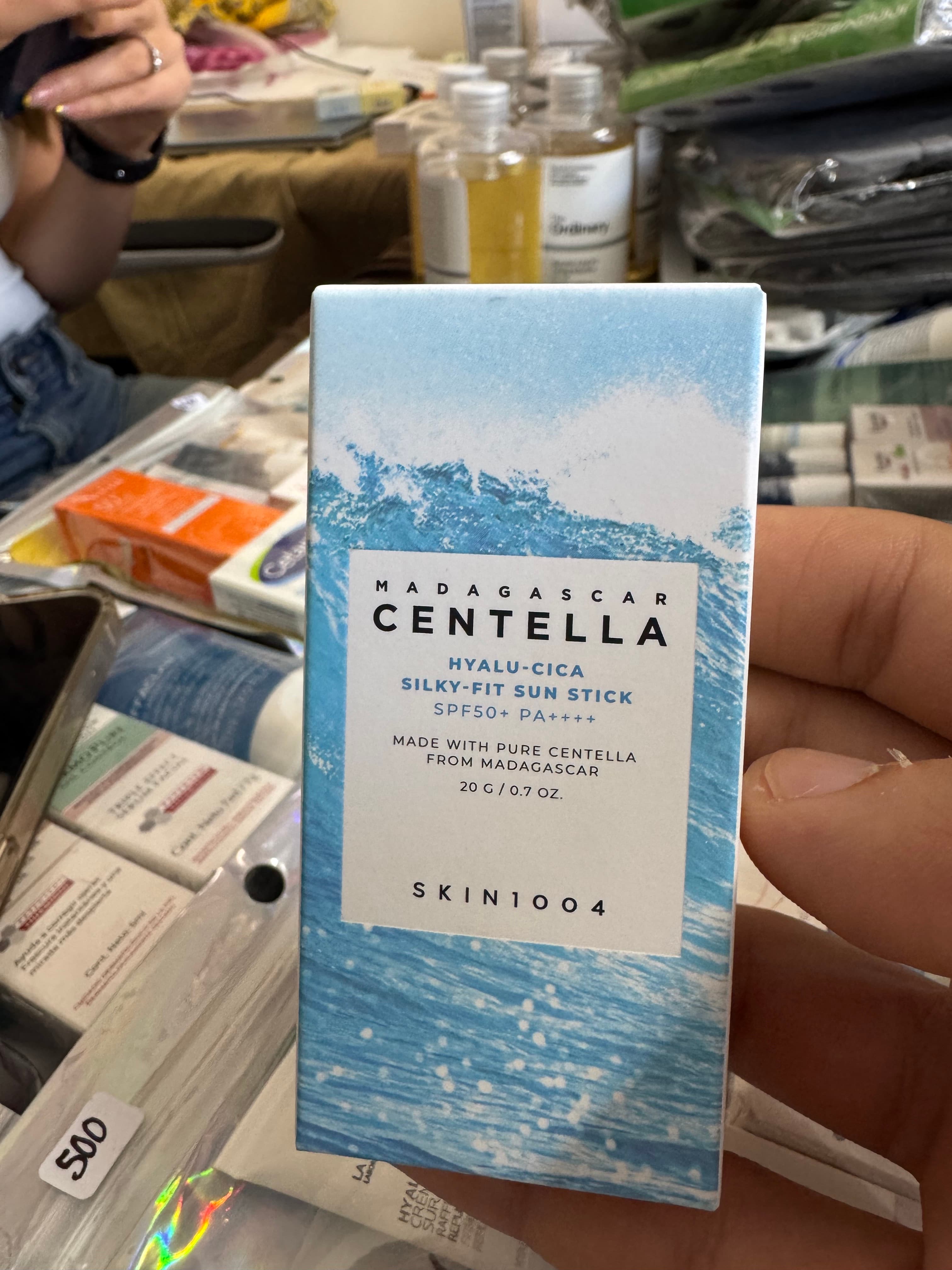 Hyalu cica silky fit sin stick de CENTELLA